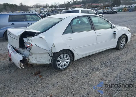 2005 Toyota Camry Le z USA, uszkodzony, nr VIN 4T1BE32K45U381924